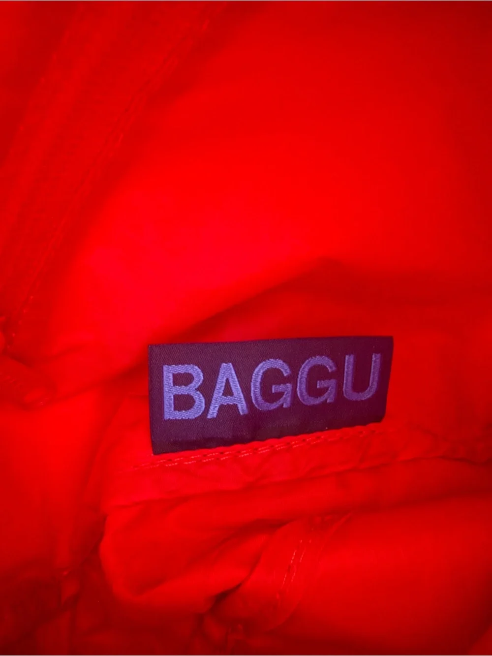 BAGGU Red Heart Shoulder Bag NWT Rare - Picture 4 of 4